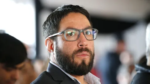 Un incienso para Matías Camacho: el Monumental está impregnado de olor a marihuana.