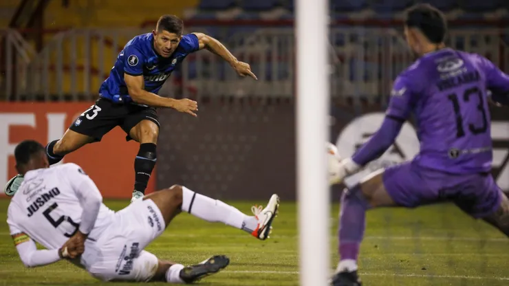 Cris Martínez no pudo marcar en Huachipato.