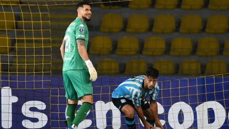 Gabriel Arias sufrió con la cancha del Sánchez Rumoroso