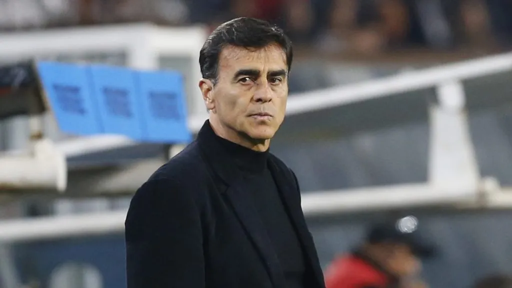 Gustavo Quinteros reveló que pudo ser técnico de la selección chilena. Foto: Photosport.