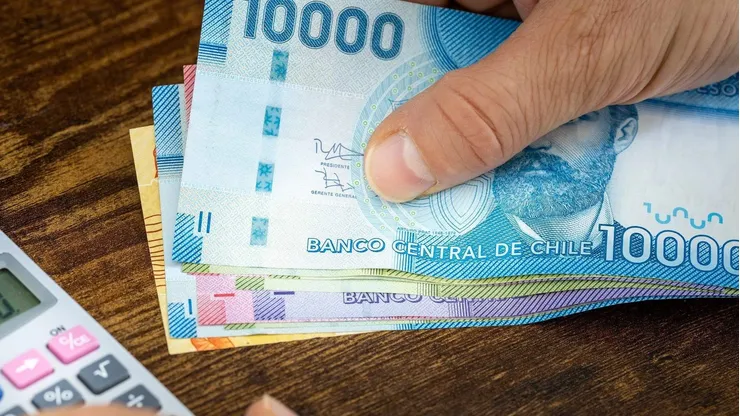 Dinero.