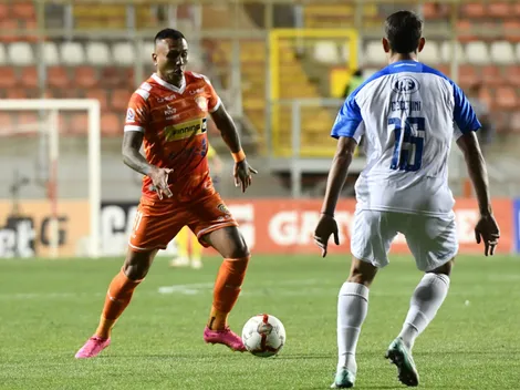 Juan Leiva explota por pifias de la hinchada de Cobreloa