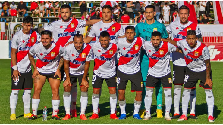Curicó quedó a solo un punto del colista en la Primera B.