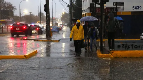 Hay un 90% de probabilidad de lluvia en Santiago