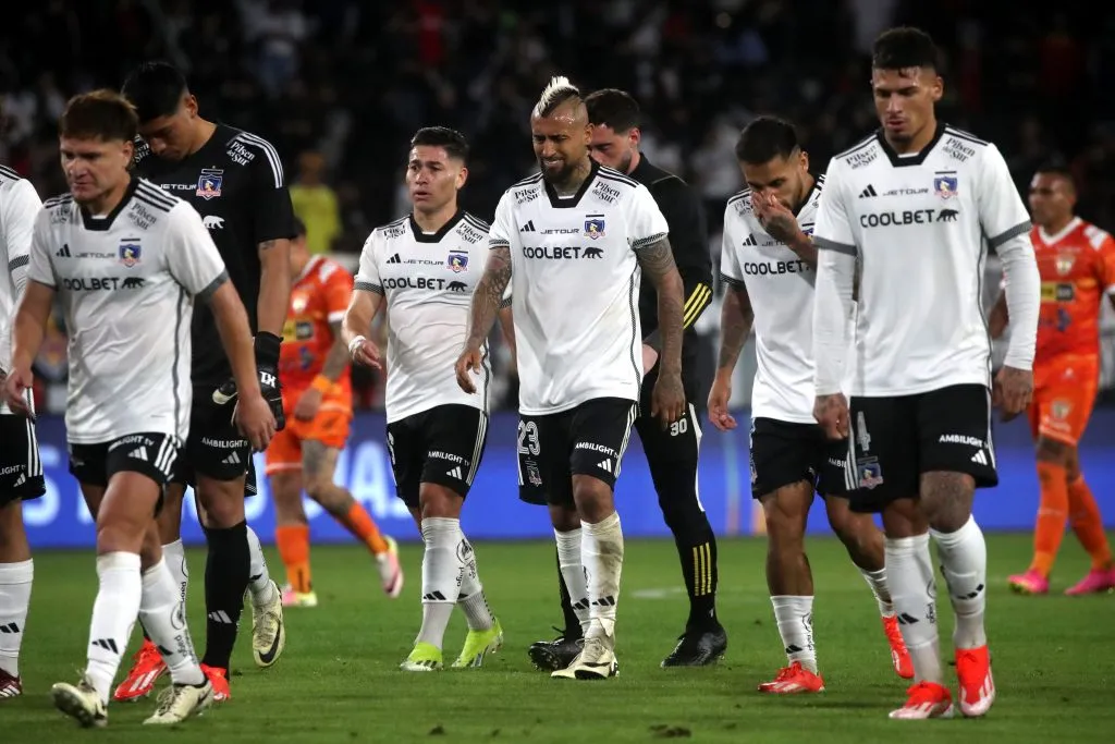 Colo Colo no logra levantar con tres derrotas. Foto: Jonnathan Oyarzun/Photosport