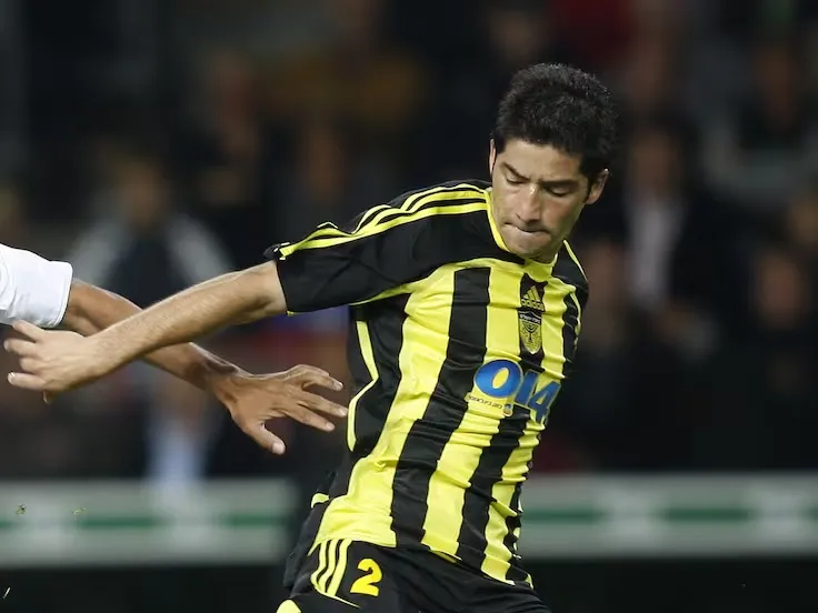 Cristián Álvarez jugó por dos años en el Beitar Jerusalén. Además, el formado en Universidad Católica tuvo un segundo paso en le 2010-11. | Foto: Getty Images.