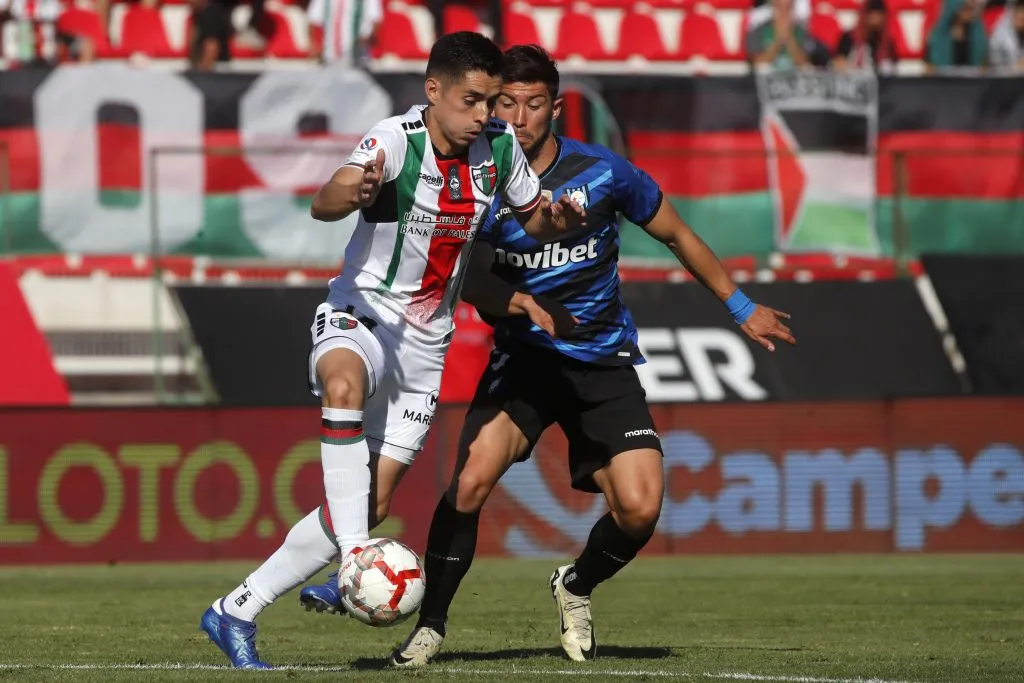 Futbol, Palestino vs Huachipato.
Fecha 7, Campeonato Nacional 2024.
El jugador de Palestino Pablo Palacio es fotografiado contra Huachipato durante el partido de primera division disputado en el estadio Municipal La Cisterna en Santiago, Chile.
17/04/2024
Jonnathan Oyarzun/Photosport
Football, Palestino vs Huachipato.
7nd turn, 2024 National Championship.
Palestino’s player Pablo Palacio is pictured against Huachipato during the first division match held at the Municipal La Cisterna stadium in Santiago, Chile.
17/04/2024
Jonnathan Oyarzun/Photosport