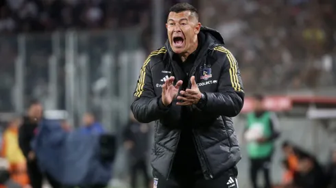 Jorge Almirón empieza a depurar el plantel de Colo Colo.