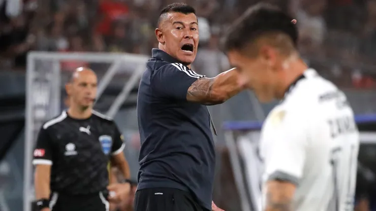 Jorge Almirón ha perdido dos clásicos hasta ahora en Colo Colo. Ante la UC buscará saldar su deuda.