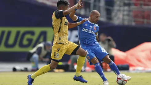 Marcelo Díaz no tendrá problemas para jugar ante Palestino.