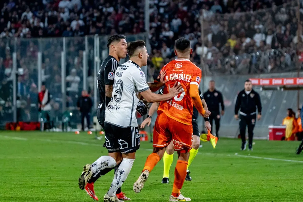 Rodolfo González calentó los ánimos en el Monumental. Foto: Guille Salazar