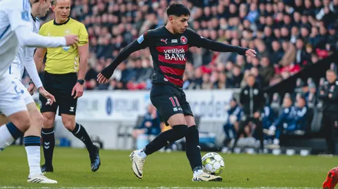 El chileno Darío Osorio se gana todos los elogios en Dinamarca