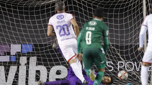 Emanuel Gigliotti marcó un doblete en Unión La Calera ante Audax.