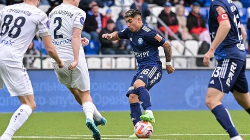 Jordhy Thompson y su club consiguieron otra victoria en la Premier League rusa.