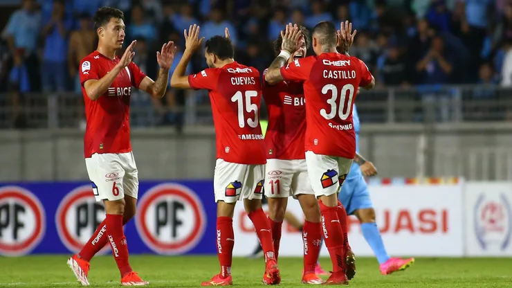 Universidad Católica tuvo un gran triunfo ante Iquique.
