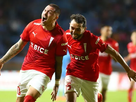 Nico Castillo hace celebrar a la UC y la U con un golazo