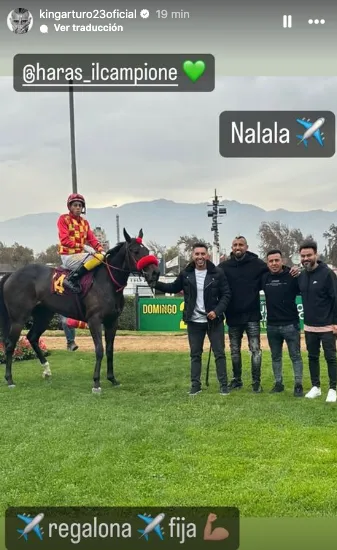 En redes sociales Vidal también publicó el triunfo