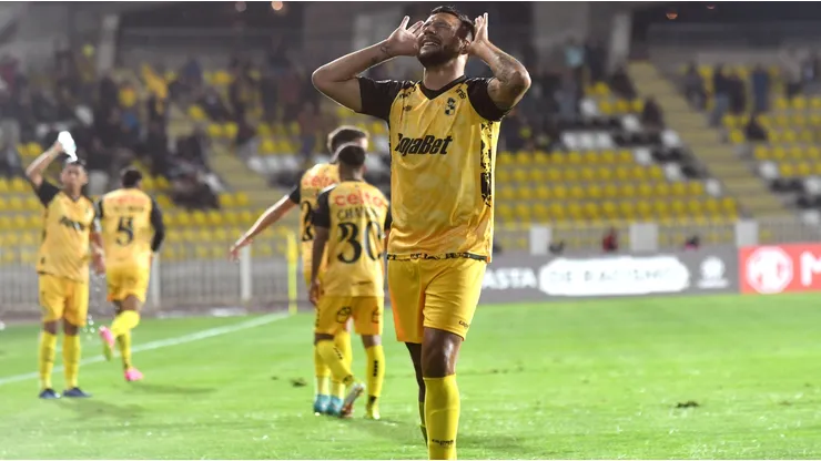 Andrés Chávez le dio el triunfo a Coquimbo ante Sportivo Luqueño en Copa Sudamericana.
