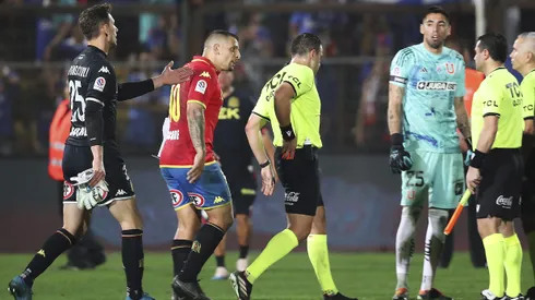 Emiliano Vecchio fue expulsado por Diego Flores a raíz de sus reclamos.