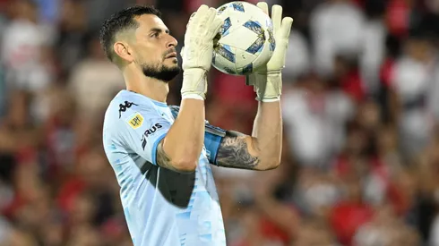 Gabriel Arias deja su valla en cero y realiza asistencia en triunfo ante Red Bull Bragantino.