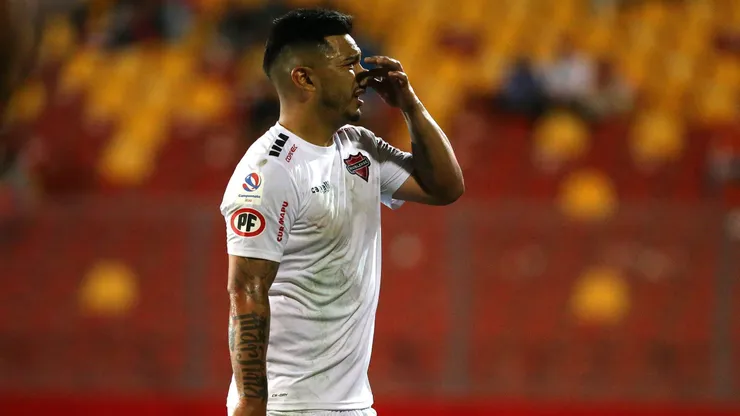 Lorenzo Reyes y un gesto que le valió un castigo.