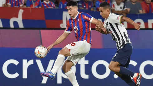 Cerro Porteño sufrió hasta el final para vencer a Alianza Lima.