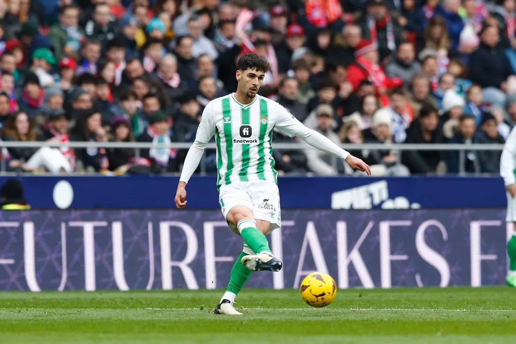 Johnny Cardoso destacó a Manuel Pellegrini tras sus primeros meses en el Betis. Foto: IMAGO.