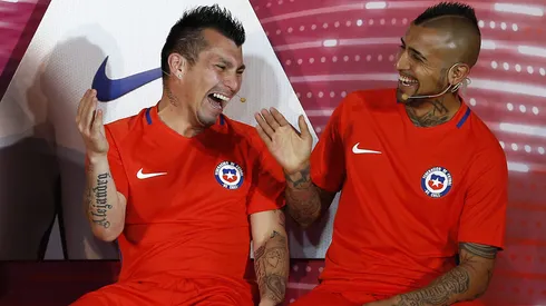 Gary Medel y Arturo Vidal preparan sus regresos a la Roja.