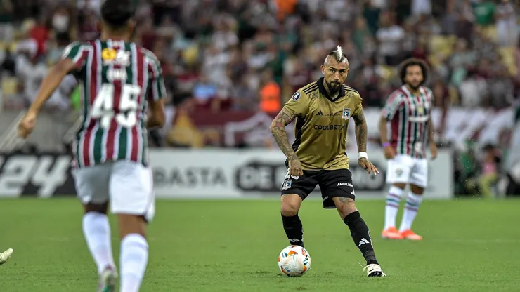 Vidal no pudo evitar la derrota de Colo Colo ante Fluminense