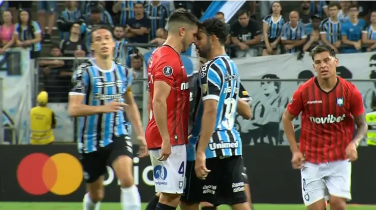 Diego Costa se pica a choro con Benjamín Gazzolo