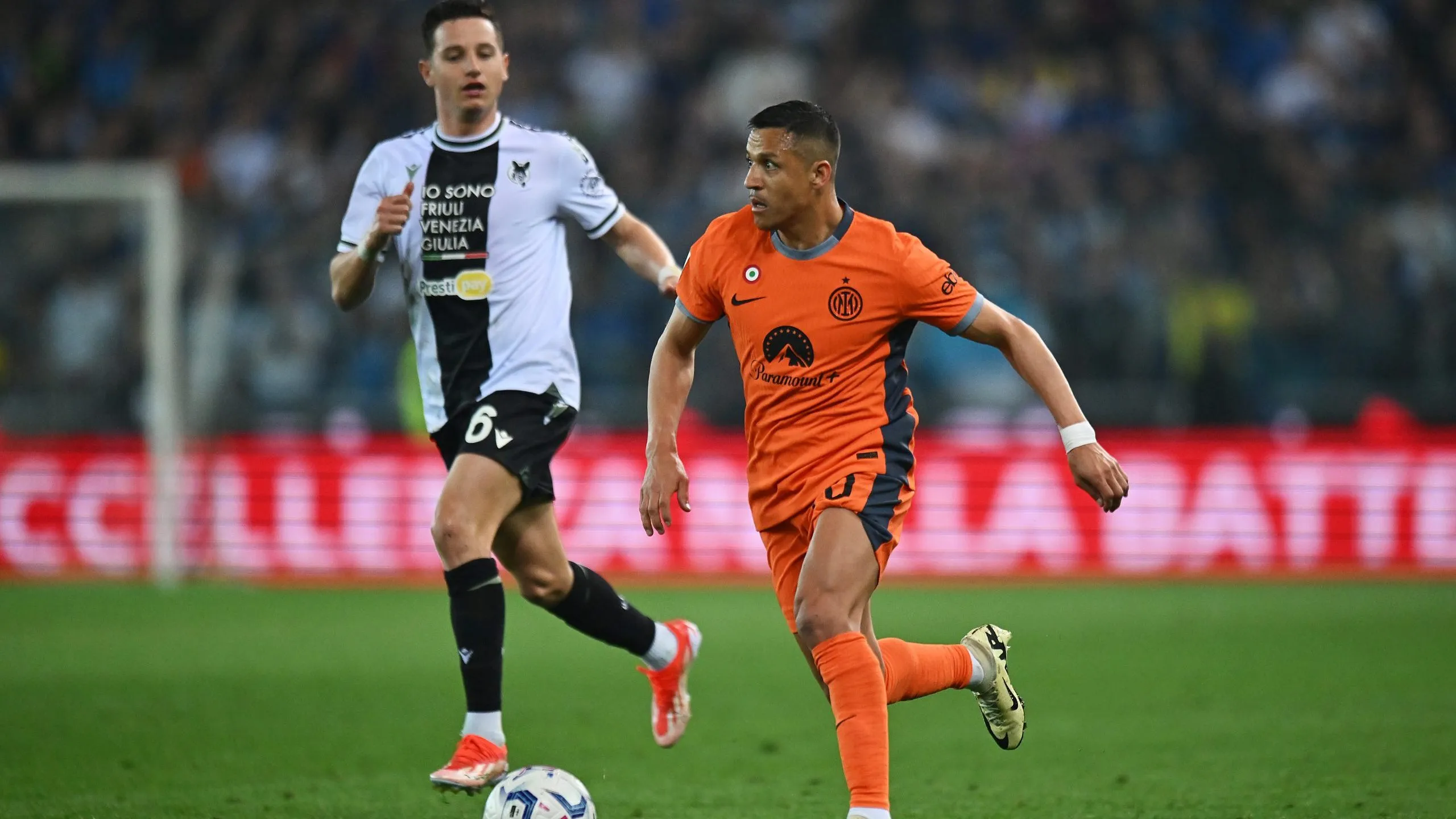 Alexis jugó los minutos finales del Inter contra Udinese.