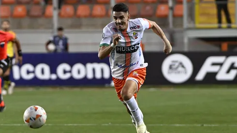 El subcampeón del fútbol chileno debutó con un empate 1 a 1 frente al Barça de Ecuador.