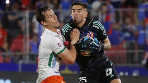 Gabriel Castellón llegó como titular de la mano de Álvarez.