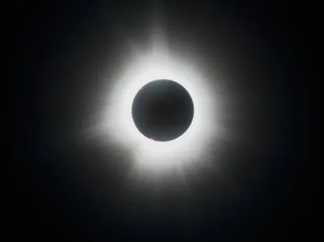 Revisa las increíbles imágenes que dejó el eclipse solar