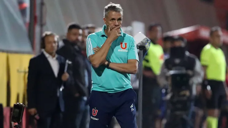 Álvarez se gana el respeto en Chile por su atrevimiento en la U
