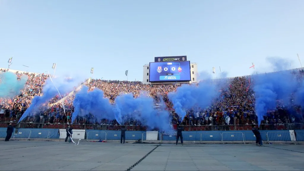 La U puede cambiar el Nacional por el Elías Figueroa de Valparaíso. Foto: Photosport.
