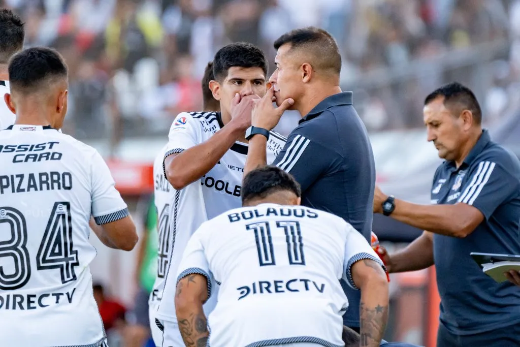 Tanta dosificación por parte de Almirón tiene a Colo Colo a lejanos nueve puntos de la cima en el Campeonato Nacional 2024. | Foto: Guillermo Salazar.