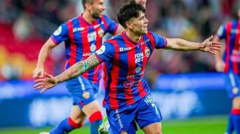 Víctor Dávila sigue siendo figura en el CSKA Moscú.