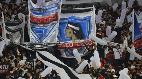 Los hinchas albos acompañan a su equipo por Sudamérica.