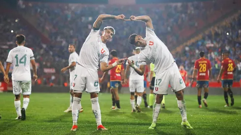 Guerrero y Hormazábal celebraron así el golazo que ellos mismos construyeron.
