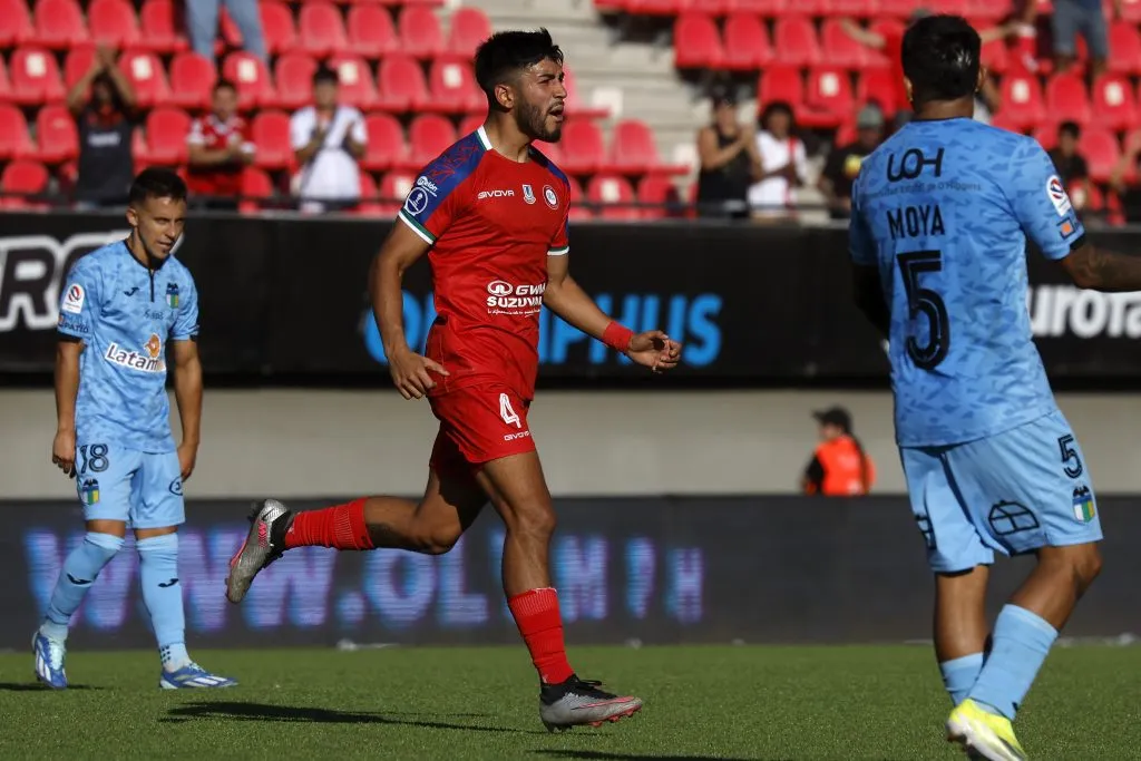 Diego Ulloa se mandó un golazo de top ten para el empate provisorio | Photosport
