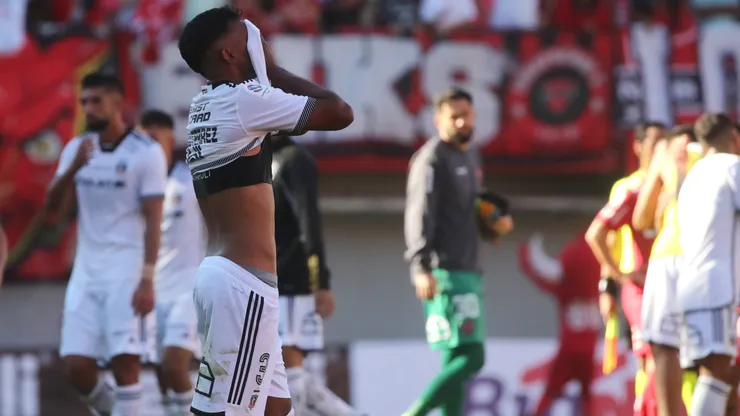 Colo Colo sufrió ante Ñublense.