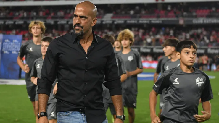 Juan Sebastián Verón es un fijo asistente a los partidos de Estudiantes en el Estadio Uno.