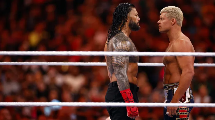 Roman Reigns y Cody Rhodes reeditan su duelo de Wrestlemania 39.