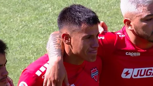 El central sufrió la perdida de su abuela en la previa al partido con Colo Colo