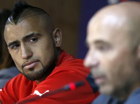 Tras choque: Sampaoli quería echar a Vidal de la Roja