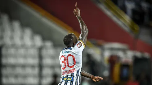 Se ríen de Waterman en Perú.