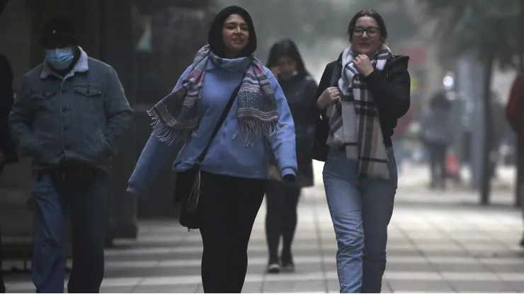 ¿Horario de invierno o verano? El horario correcto en Chile