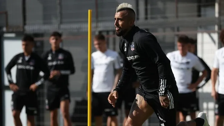 Arturo Vidal estuvo semanas en recuperación en Colo Colo.