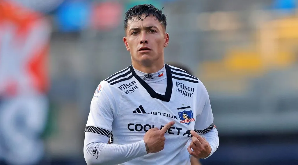 Cristián Zavala destacó que el plantel de Colo Colo ya le agarró la mano a Jorge Almirón. Foto: Photosport.